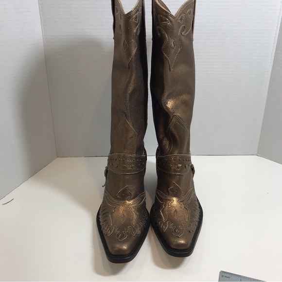 MIA Metallic Gold Cowboy Boots - Picture 1 of 16